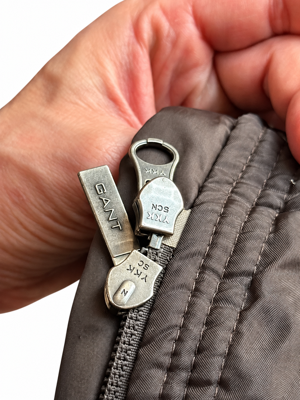 GANT Daunenjacke Dunkelbraun – L